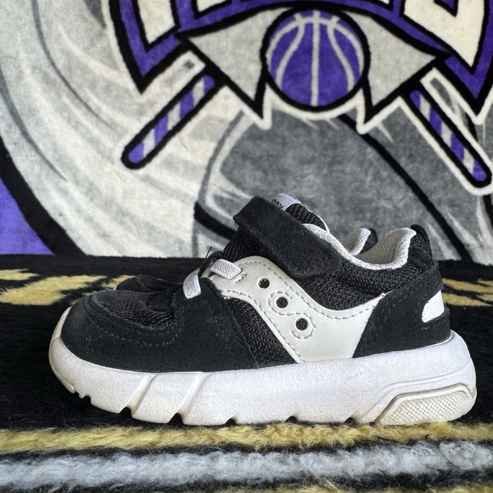 Size 7c - Saucony Kids Boys Black/White Jazz Lite 2.0 Sneakers